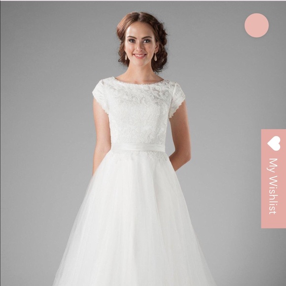 Button up bugle bead tulle wedding dress - Picture 7 of 7